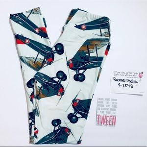LuLaRoe legging airplanes